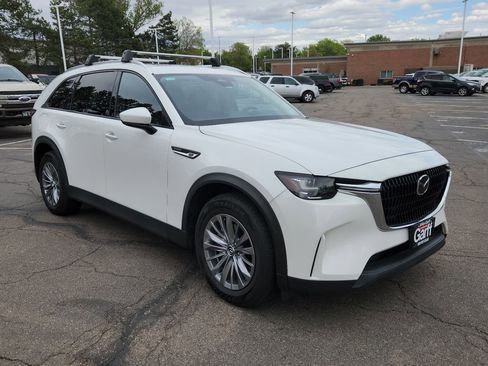 Used 2024 MAZDA CX-90 Plug-In Hybrid w/ Preferred AWD/4WD image 19