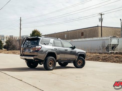 Used 2019 Toyota 4Runner TRD Off-Road Premium image 61