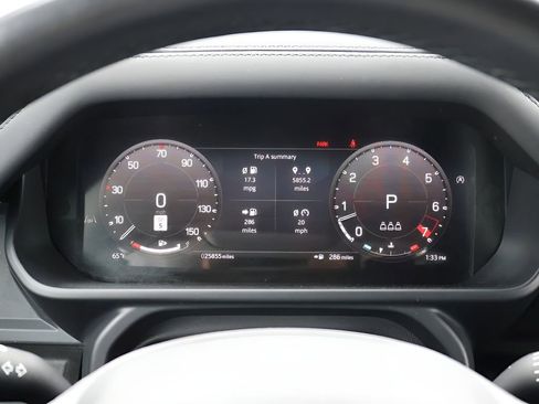 Certified 2024 Land Rover Defender 110 X-Dynamic SE AWD/4WD image 28