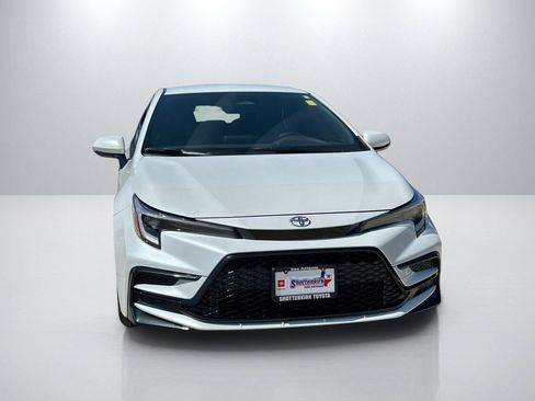 Used 2026 Toyota Corolla SE AWD/4WD image 2