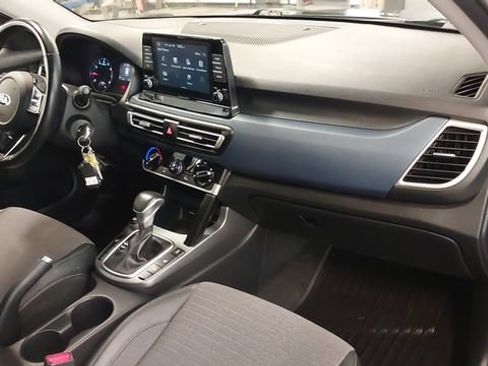 Used 2021 Kia Seltos S AWD/4WD image 37