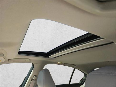 Used 2017 INFINITI Q50 Signature Edition w/ Cargo Package (L95) image 16