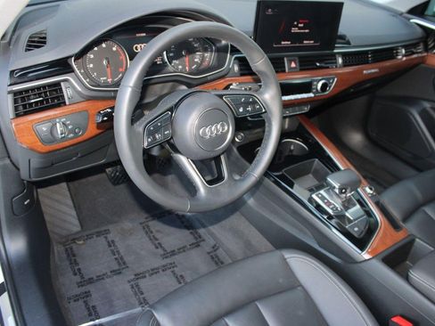 Used 2023 Audi A4 2.0T Premium w/ Convenience Package image 4