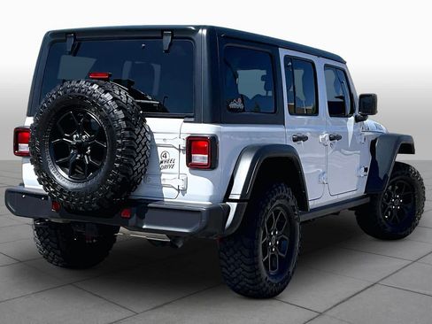 Used 2024 Jeep Wrangler Unlimited Sport AWD/4WD image 13