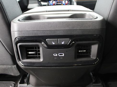 Used 2024 GMC Sierra 1500 AT4 w/ Technology Package image 44