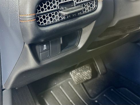 Used 2023 Honda HR-V Sport image 8