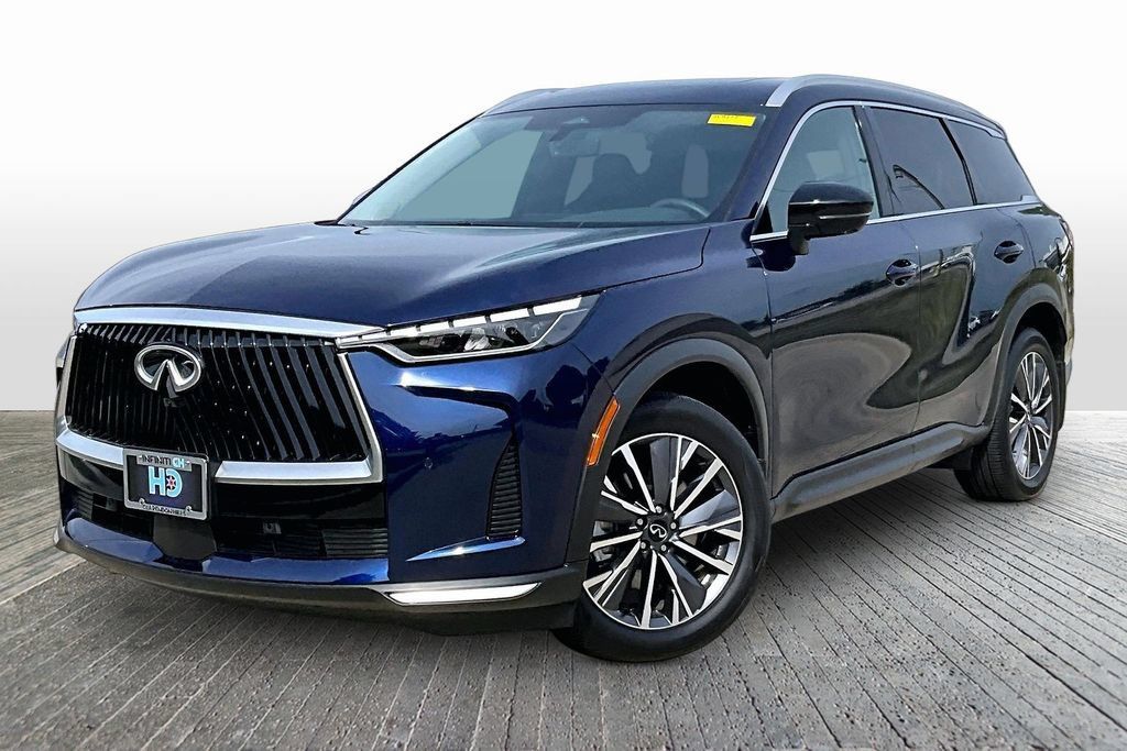 Certified 2027 INFINITI QX60 Luxe w/ Cargo Package AWD/4WD image 3