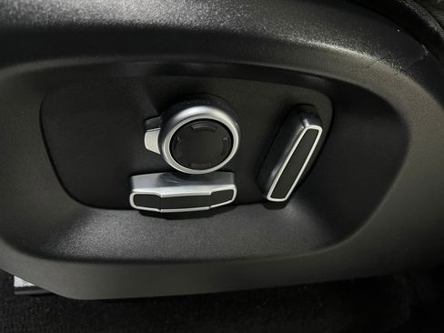 Used 2017 Land Rover Range Rover Sport Supercharged image 17