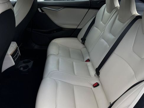 Used 2020 Tesla Model S Long Range AWD/4WD image 31