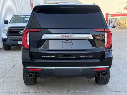 Used 2022 GMC Yukon XL Denali image 5