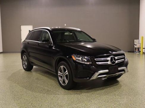 Used 2019 Mercedes-Benz GLC 300 image 1