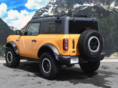 Used 2022 Ford Bronco Badlands w/ Sasquatch Package AWD/4WD image 9