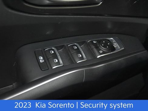Certified 2023 Kia Sorento EX image 23