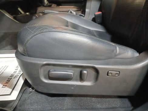 Used 2020 Toyota Tacoma TRD Off-Road w/ TRD Premium Off Road Package image 14