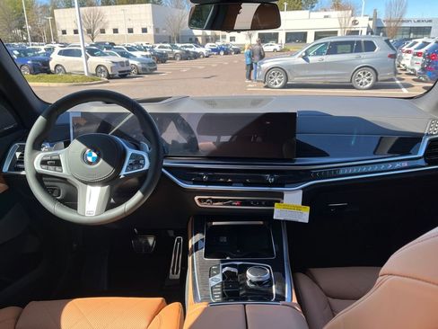 New 2026 BMW X5 xDrive40i w/ M Sport Package image 11