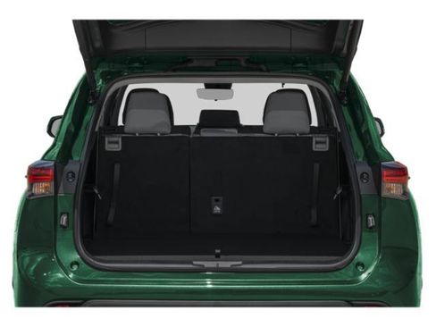 Certified 2025 Toyota Highlander LE AWD/4WD image 10