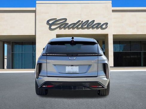 New 2026 Cadillac Lyriq V image 4