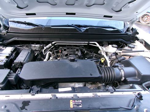 Used 2024 Chevrolet Colorado W/T w/ WT Convenience Package II image 8