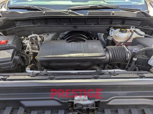 Used 2025 GMC Sierra 1500 SLT AWD/4WD image 37