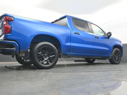 Used 2023 Chevrolet Silverado 1500 Custom image 30