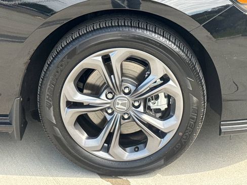 Used 2024 Honda Accord EX-L image 11