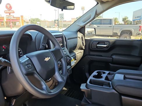 Used 2024 Chevrolet Silverado 1500 Custom RWD image 10