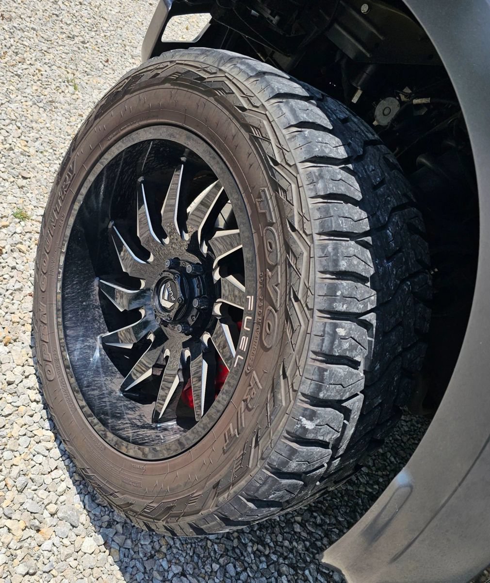 Used 2019 Ford F150 Raptor w/ Equipment Group 802A Luxury AWD/4WD image 4