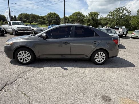 Used 2013 Kia Forte EX w/ Fuel Economy Pkg FWD image 3