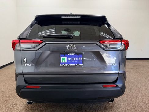 Used 2025 Toyota RAV4 XLE FWD image 4