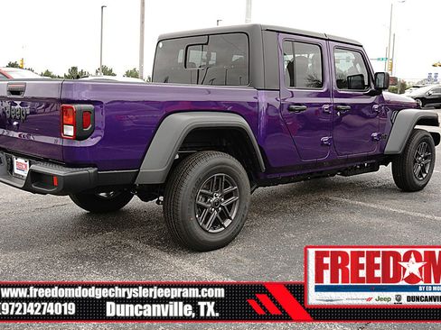 New 2026 Jeep Gladiator Sport AWD/4WD image 5