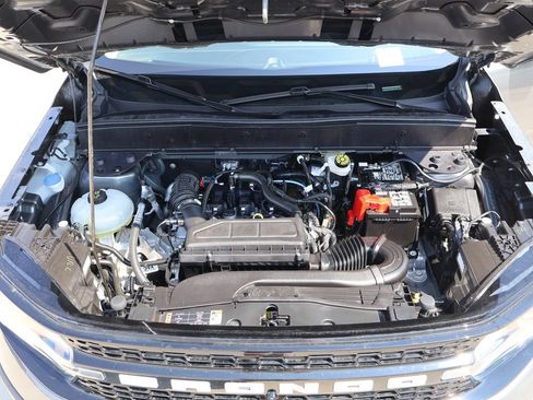 Certified 2025 Ford Bronco Sport Outer Banks w/ Outer Banks Tech Package+ AWD/4WD image 39