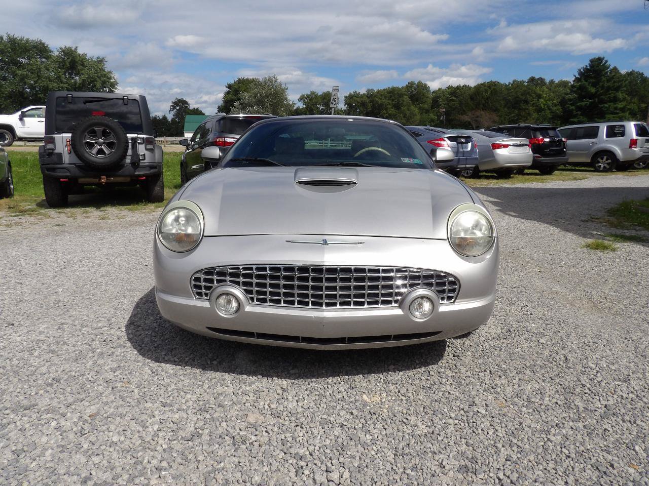 Used 2004 Ford Thunderbird RWD image 2