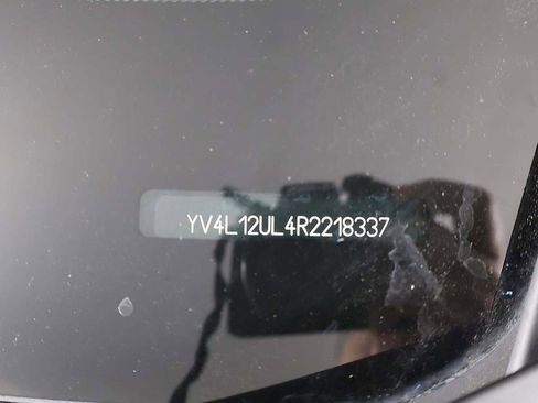 Used 2024 Volvo XC40 B5 Plus w/ Protection Package Premier image 53