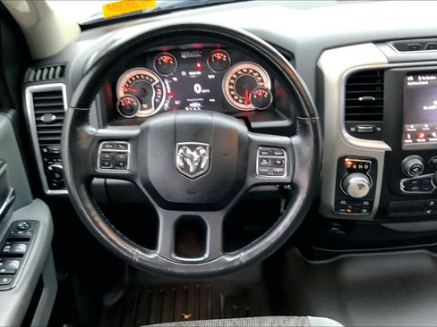 Used 2019 RAM 1500 Big Horn w/ Rambox Value Package image 5