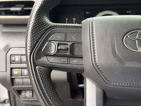 Used 2024 Toyota Tacoma SR AWD/4WD image 11