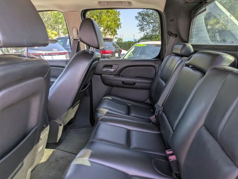 Used 2007 Chevrolet Avalanche LT w/ LT Preferred Equipment Group image 14