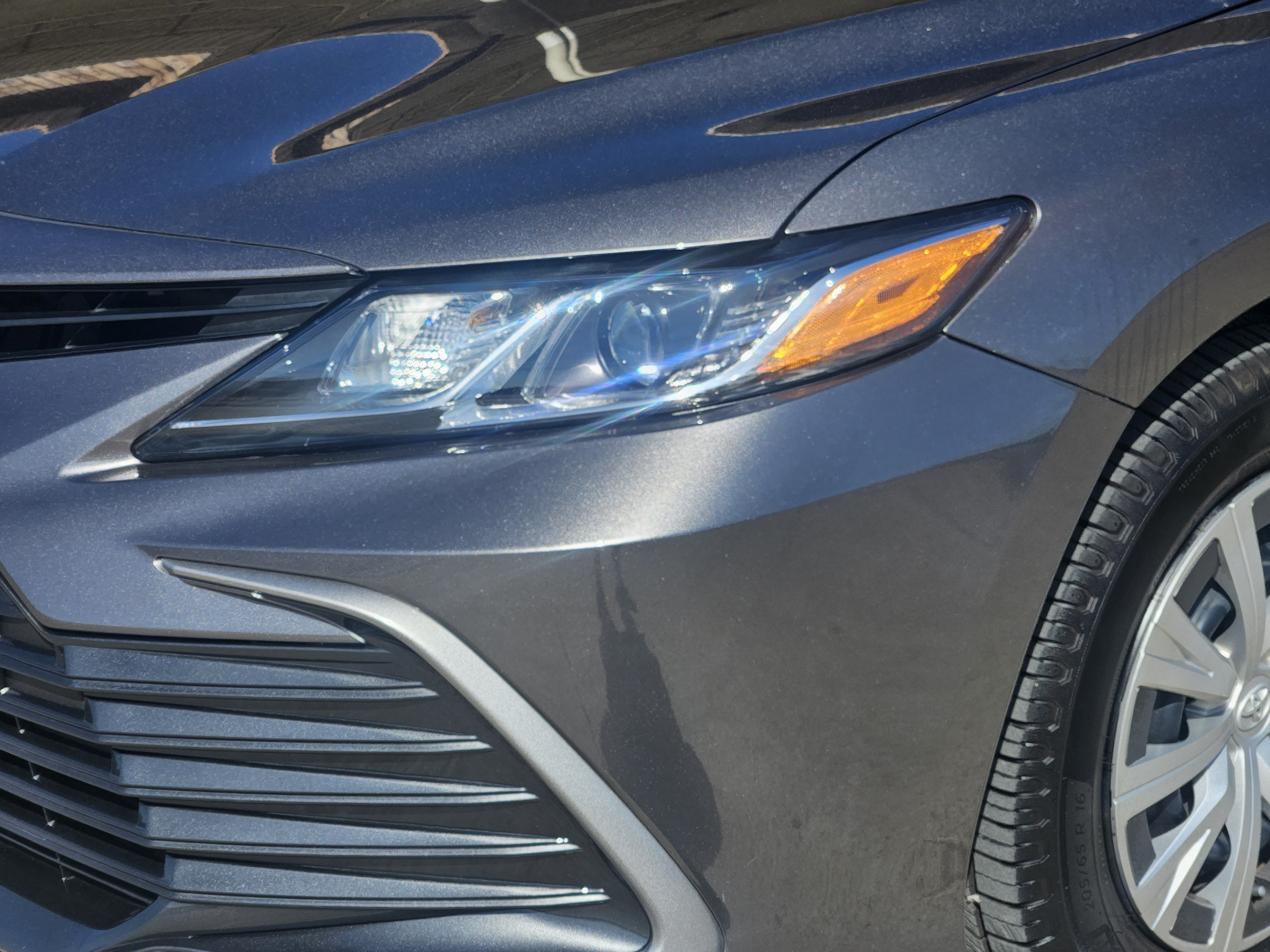 Used 2023 Toyota Camry LE FWD image 29
