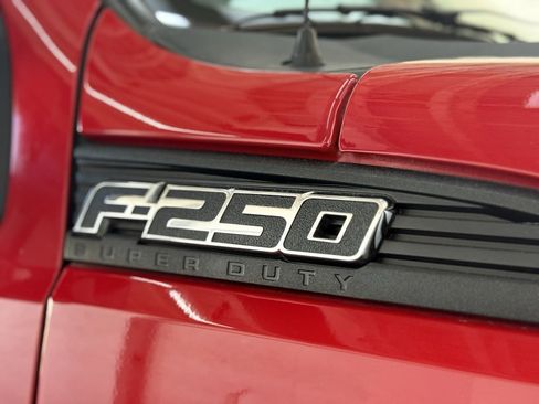 Used 2015 Ford F250 XL w/ XL Appearance Package image 16