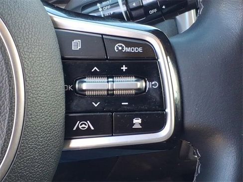 Used 2022 Kia Sorento EX image 27