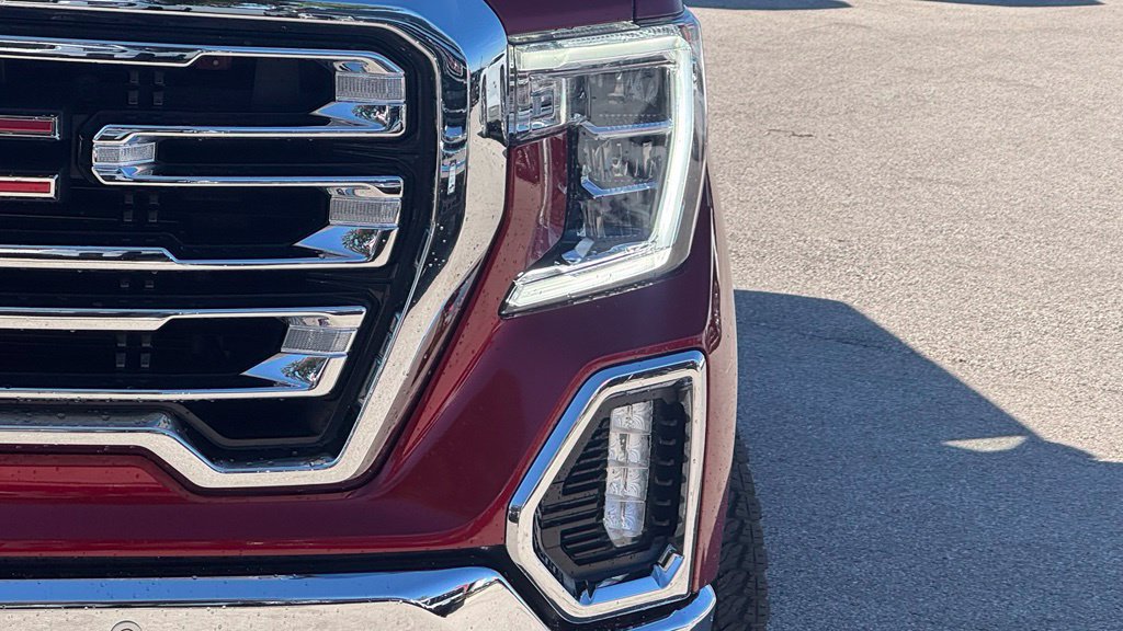 Used 2022 GMC Sierra 1500 SLT w/ SLT Premium Plus Package AWD/4WD image 9