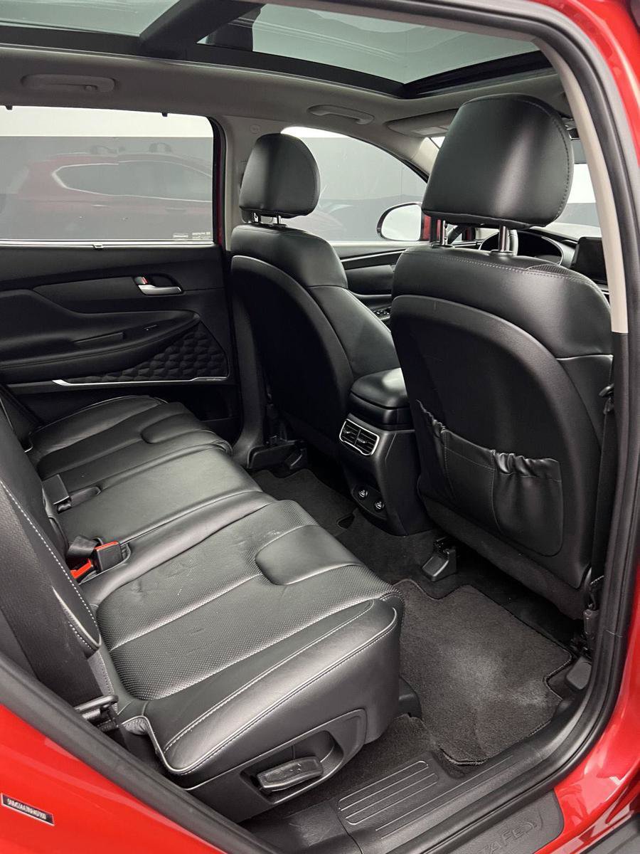 Used 2022 Hyundai Santa Fe SEL w/ Convenience + Premium Package FWD image 25