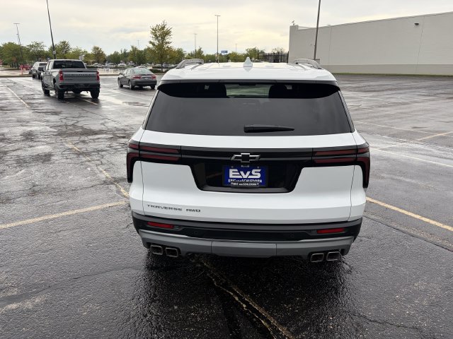 Used 2026 Chevrolet Traverse LT w/ Sun and Wheel Package AWD/4WD image 6