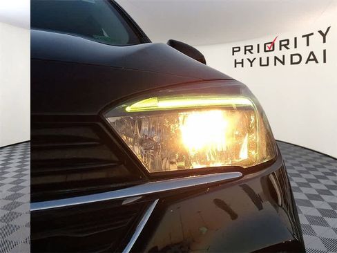 Used 2021 Buick Encore GX Select image 7