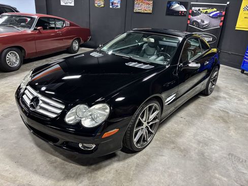 Used 2008 Mercedes-Benz SL 550 image 2