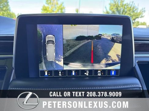 Used 2024 Chevrolet Suburban Premier AWD/4WD image 19