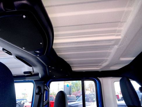 New 2026 Jeep Wrangler Willys AWD/4WD image 31