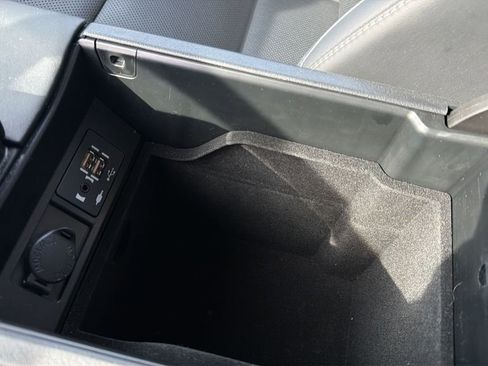 Certified 2021 Lexus RX 350L Premium w/ Premium Package image 33