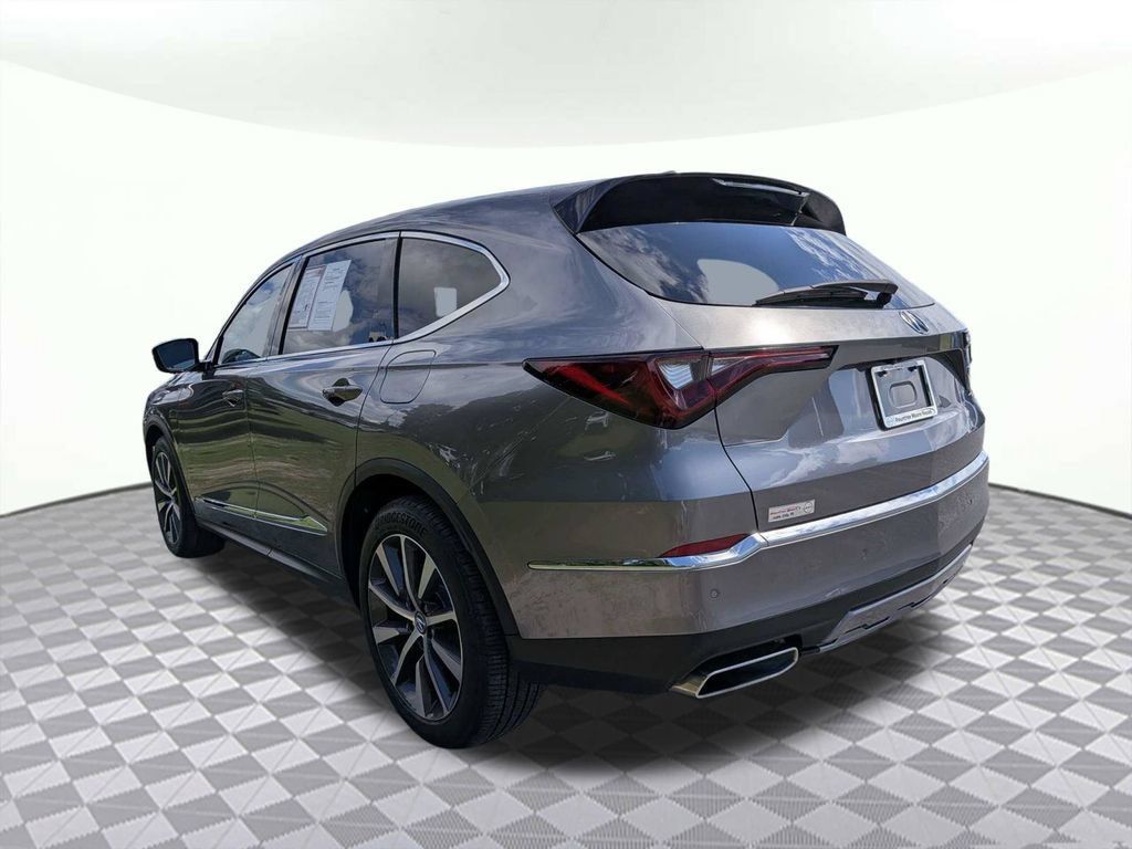 Used 2025 Acura MDX w/ Technology Package FWD image 5