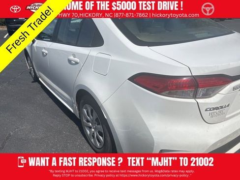 Used 2022 Toyota Corolla LE image 7