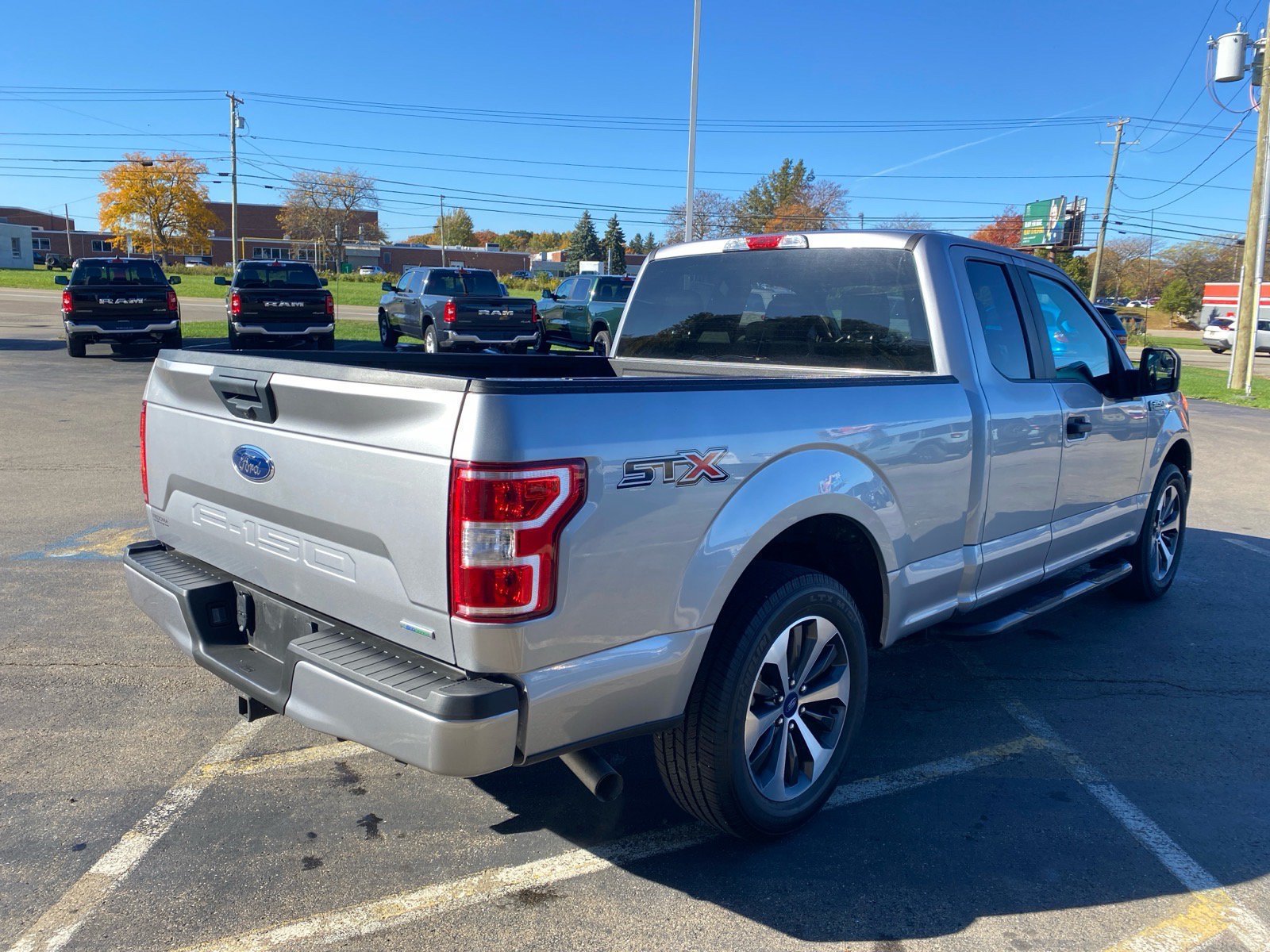 Used 2020 Ford F150 XL w/ Equipment Group 101A Mid RWD image 5